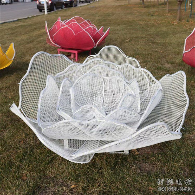 牡丹花雕塑供應(yīng)，燈光雕塑，鏤空牡丹花雕塑定制廠家
