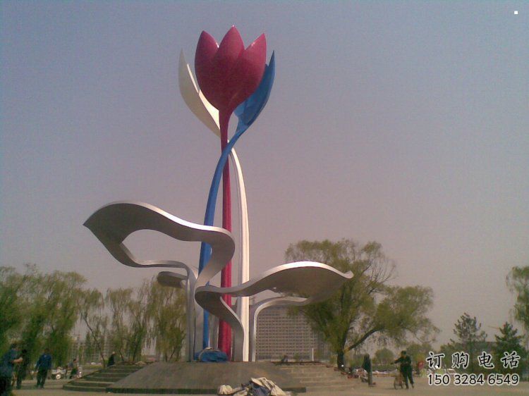 蘭花雕塑供求，村標(biāo)概念，不銹鋼蘭花雕塑制作廠家
