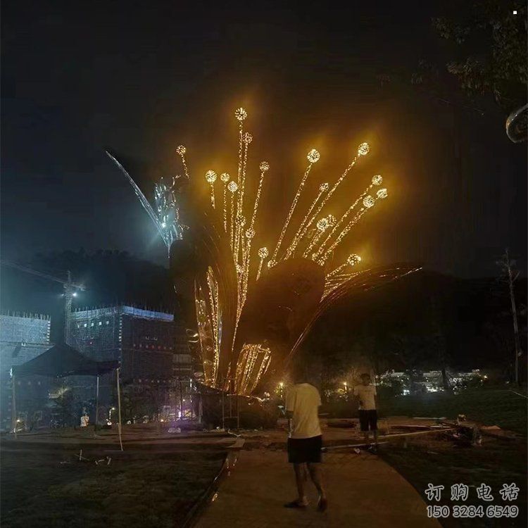 百合花雕塑服務(wù)商，景觀雕塑，不銹鋼百合花雕塑選定