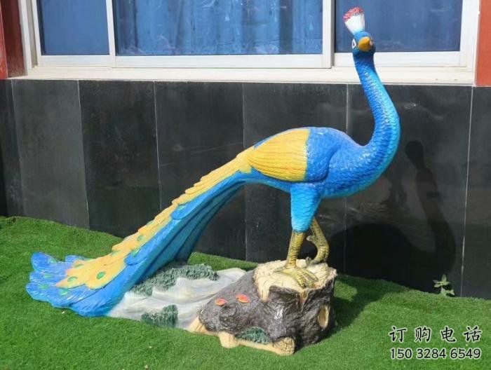 孔雀雕塑廠家，景觀概念，仿真孔雀雕塑通用