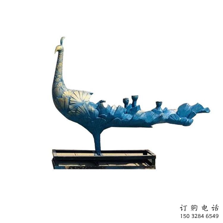 彩繪孔雀雕塑供求，景區(qū)案例，景觀仿古孔雀雕塑精選?
