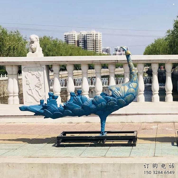 彩繪孔雀雕塑供求，景觀概念，仿古孔雀雕塑制作廠家