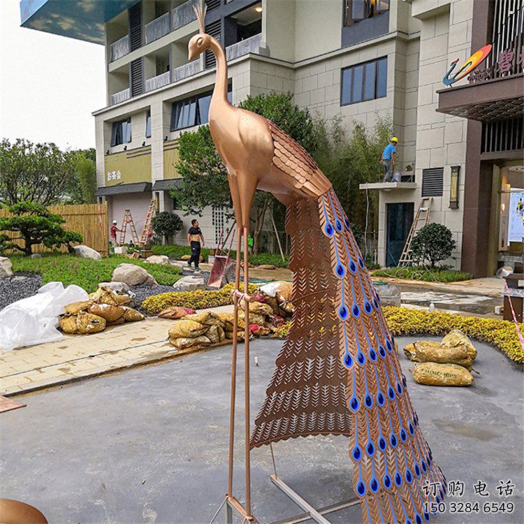 孔雀雕塑供應(yīng)，公園雕塑，不銹鋼孔雀雕塑制造廠家
