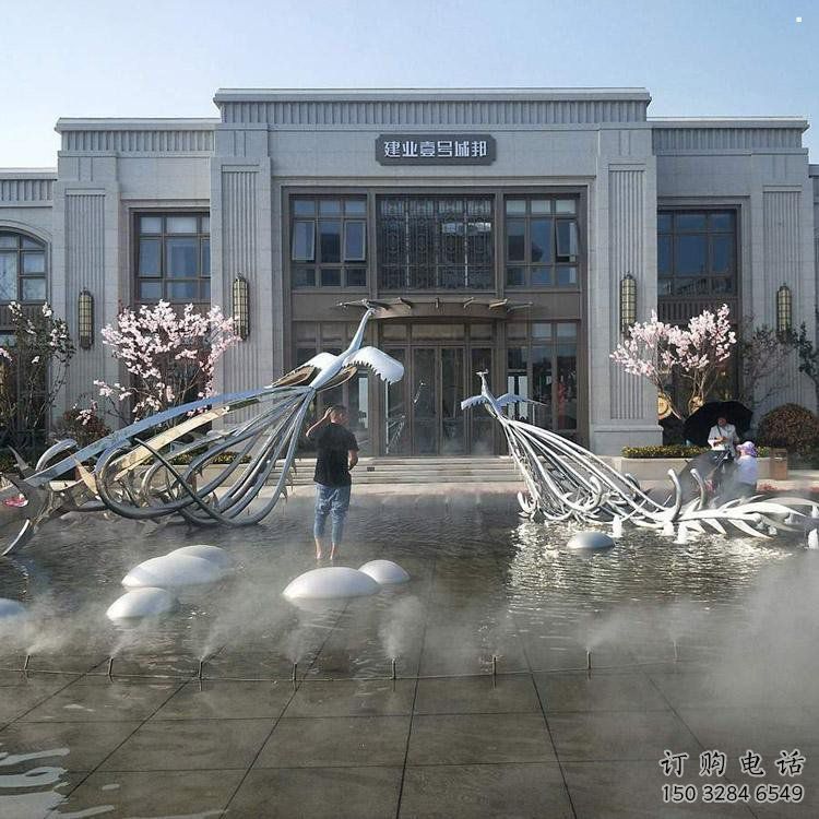 孔雀景觀雕塑常用，酒店擺件，水景不銹鋼孔雀雕塑廠
