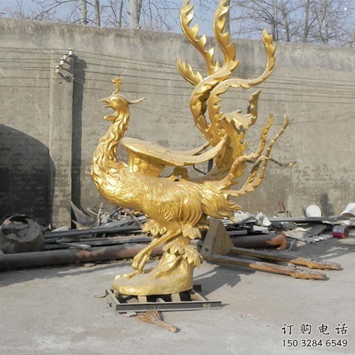 孔雀雕塑訂做，景區(qū)案例，藝術(shù)銅孔雀雕塑定制廠(chǎng)家