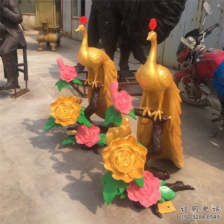 孔雀雕塑制作廠家，公園小品，銅孔雀雕塑優(yōu)選?