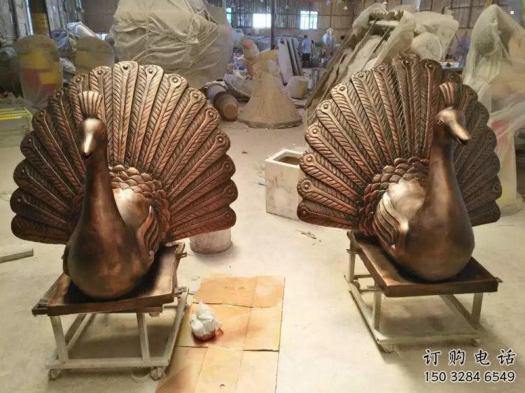 孔雀雕塑制造，廣場(chǎng)雕塑，制造銅孔雀雕塑廠家