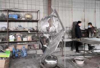 地球儀雕塑批發(fā)，鏡面工藝，景觀筆記本地球儀雕塑承接