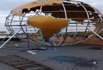 地球儀雕塑展品，景觀概念，鏤空鏡面地球儀雕塑優(yōu)選