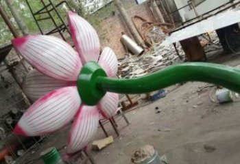 荷花雕塑選用，小區(qū)擺件，大型仿真荷花雕塑廠家