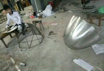 別墅區(qū)蓮藕雕塑