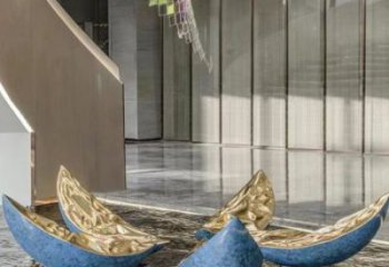 制造花瓣雕塑廠家，美陳組合，不銹鋼花瓣雕塑制作廠家