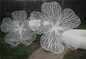 花朵雕塑服務(wù)商，公園小品，鏤空花朵雕塑供給