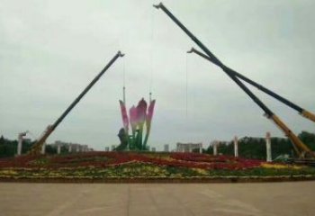 現(xiàn)代蘭花雕塑