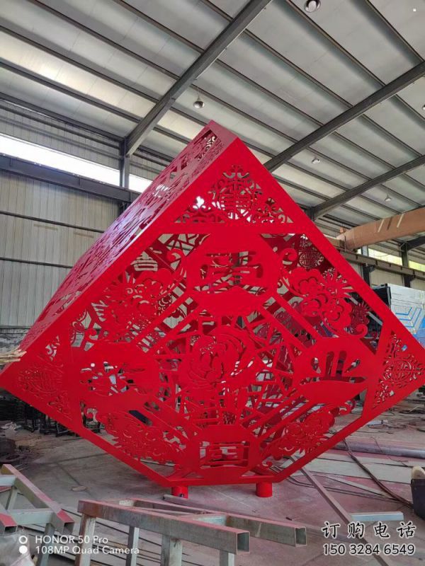 立方體雕塑標(biāo)準(zhǔn)，廣場(chǎng)系列，戶外鏤空立方體雕塑指用
