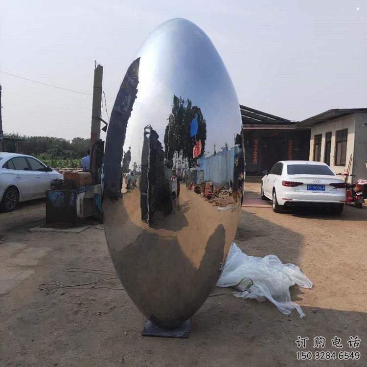 鏡面球雕塑定價，景區(qū)雕塑，不銹鋼球雕塑供給