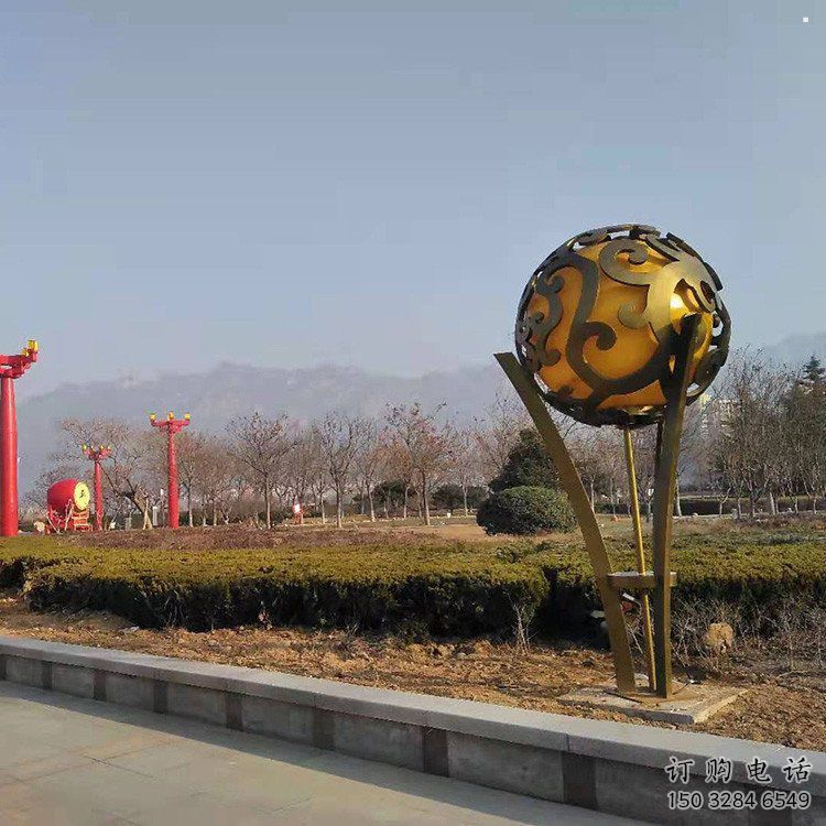 空心球雕塑生產(chǎn)商，動(dòng)態(tài)雕塑，鏤空空心球雕塑定制