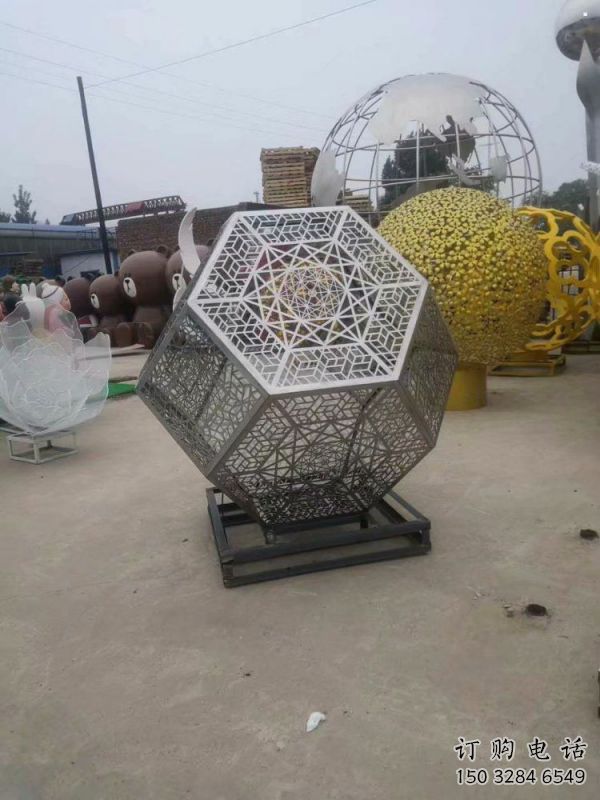 棱面球雕塑精選，景區(qū)雕塑，鏤空棱面球雕塑制作
