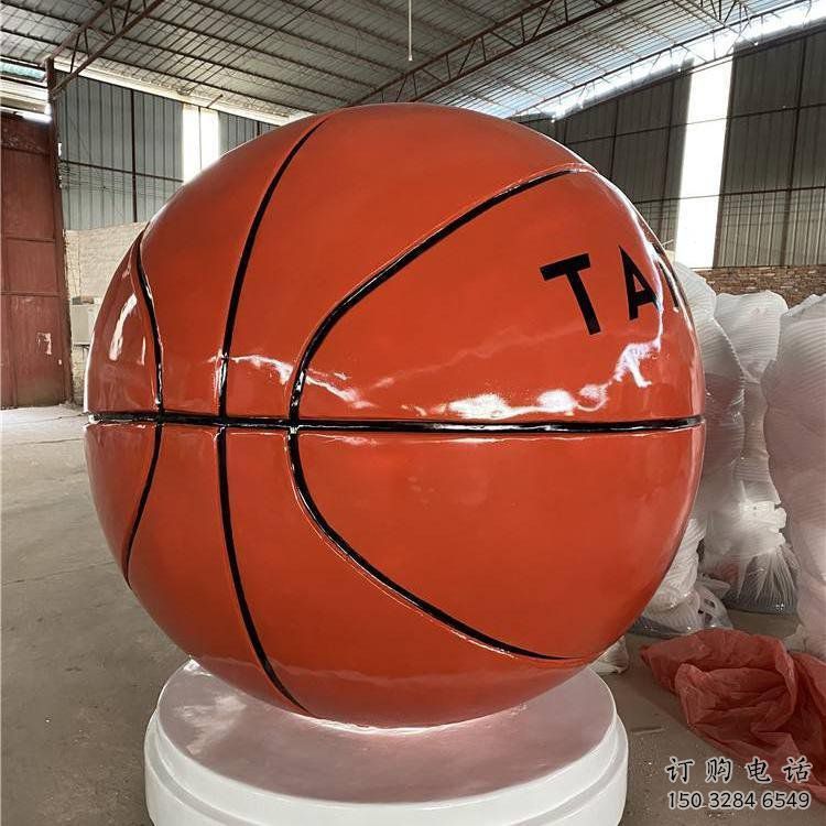 美陳籃球雕塑