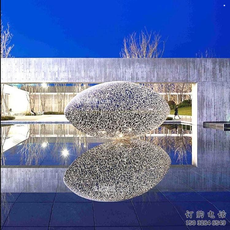 彩繪鏤空球雕塑制作，景觀概念，廣場(chǎng)異形鏤空球雕塑常用