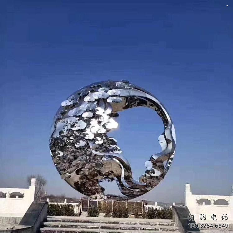 鏤空球雕塑優(yōu)價，小區(qū)擺件，異形鏤空球雕塑廠家精選
