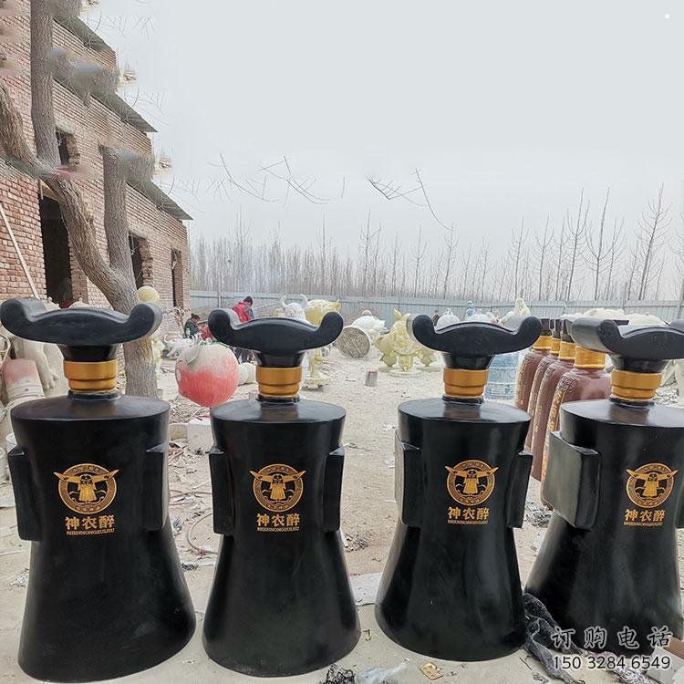 酒瓶雕塑供求，美陳雕塑，玻璃鋼酒瓶雕塑優(yōu)選
