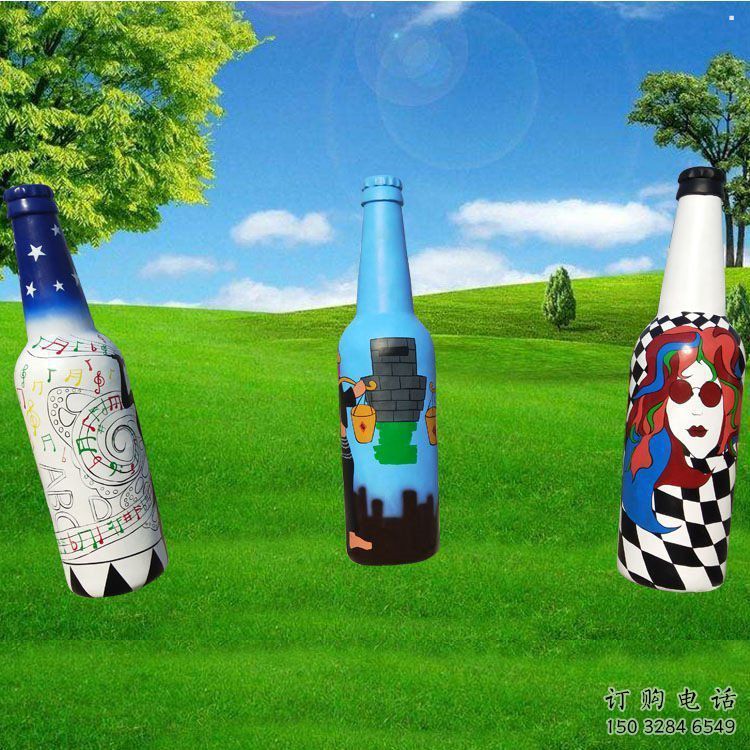 啤酒瓶雕塑承接，景區(qū)案例，玻璃鋼啤酒瓶雕塑承接
