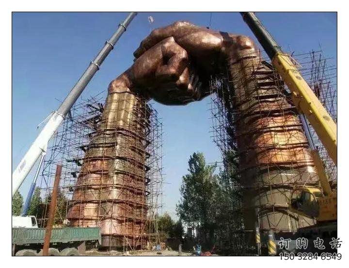 拳頭雕塑供需，室外軟裝，金屬不銹鋼拳頭雕塑制作