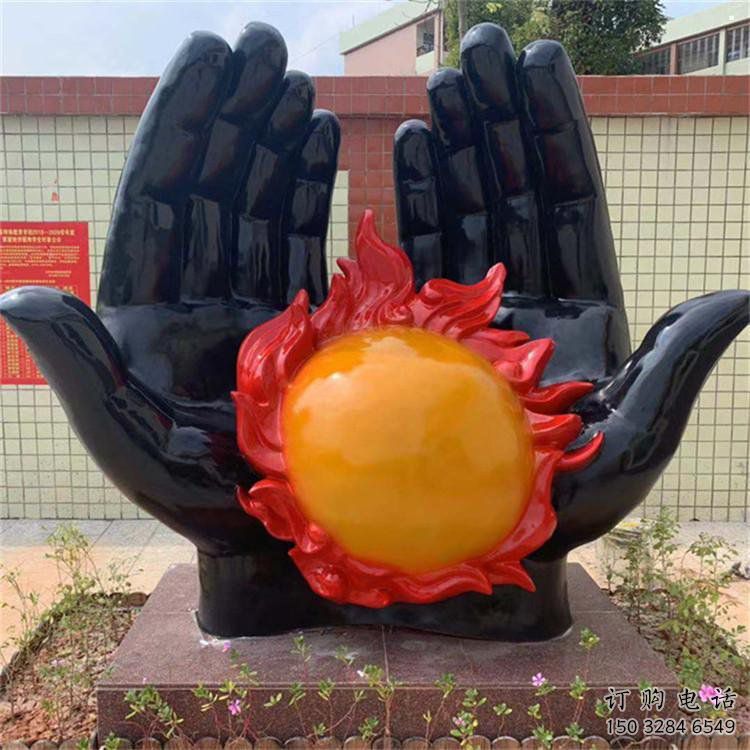 火球雕塑選用，仿銅系列，現(xiàn)代手托火球雕塑優(yōu)價