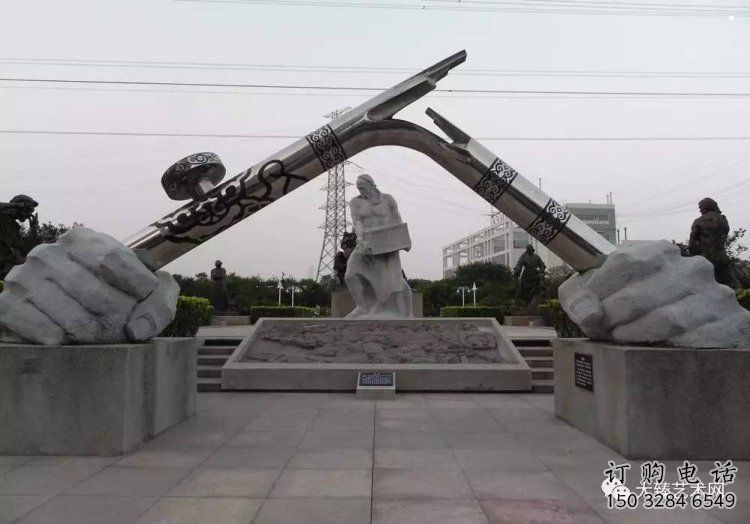 手握鋼筆雕塑，標識雕塑，不銹鋼手握鋼筆雕塑廠家