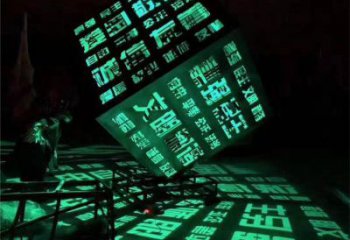 大型魔方雕塑選用，街道標識，燈光魔方雕塑廠家常用