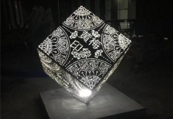 魔方雕塑定做，公園小品，燈光魔方雕塑點擊