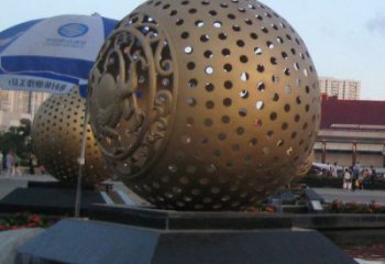 鏤空球雕塑點擊，圓雕體系，烤漆鏤空球雕塑標準