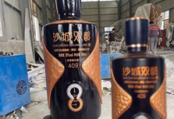 酒瓶雕塑供求，水景雕塑，玻璃鋼酒瓶雕塑制造商