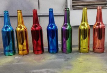 啤酒瓶雕塑供求，村標(biāo)概念，玻璃鋼啤酒瓶雕塑制作承接