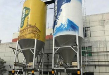 飲料瓶雕塑定價(jià)，景觀雕塑，玻璃鋼飲料瓶雕塑廠家