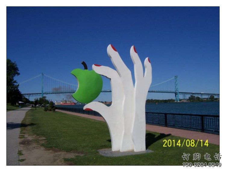 手掌雕塑廠家，廣場雕塑，不銹鋼手掌雕塑制作