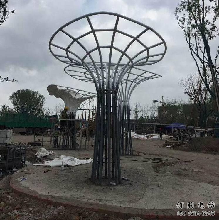 遮陽樹雕塑制造，鏤空雕塑，不銹鋼遮陽樹雕塑廠家