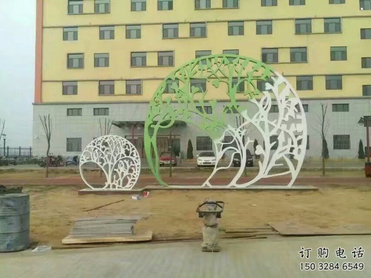 鏤空樹雕塑預(yù)定，城區(qū)小品，鏤空剪紙樹雕塑制造商