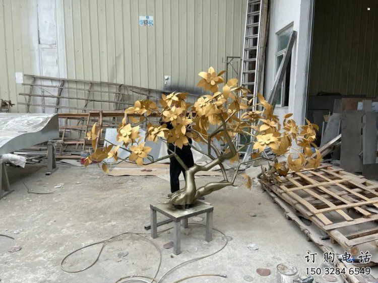 發(fā)財(cái)樹(shù)雕塑提供，戶外雕塑，不銹鋼發(fā)財(cái)樹(shù)雕塑廠家