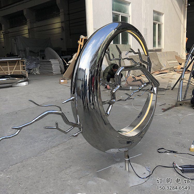 圓環(huán)樹雕塑供應(yīng)，花園小品，不銹鋼圓環(huán)樹雕塑展品