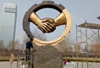 握手雕塑批發(fā)，景觀雕塑，不銹鋼握手雕塑制作承接