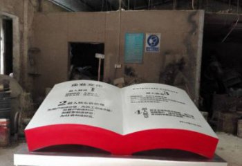 書籍雕塑廠家優(yōu)選，陸地擺件，玻璃鋼書籍雕塑供應(yīng)