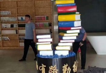 疊書雕塑供給，校園雕塑，不銹鋼疊書雕塑廠家