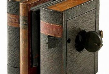 銅書籍雕塑廠家，金屬組合，銅書籍雕塑定做