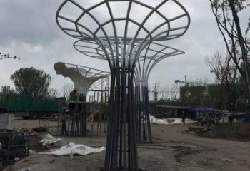 遮陽樹雕塑制造，鏤空雕塑，不銹鋼遮陽樹雕塑廠家