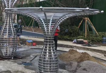 遮陽樹雕塑，彩鋼制作，景觀鏤空遮陽樹雕塑優(yōu)價