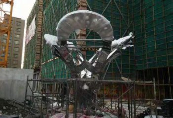 鏡面樹葉雕塑特供，標(biāo)識(shí)雕塑，不銹鋼鏡面樹葉雕塑生產(chǎn)