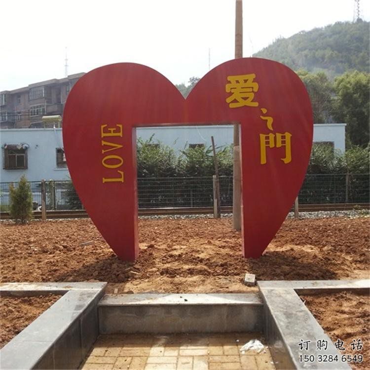 桃心雕塑常用，公園小品，不銹鋼桃心雕塑生產(chǎn)商