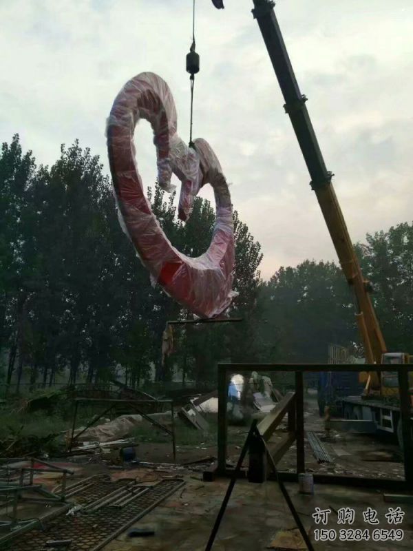 大型商場(chǎng)心形雕塑 大型商場(chǎng)心形雕塑